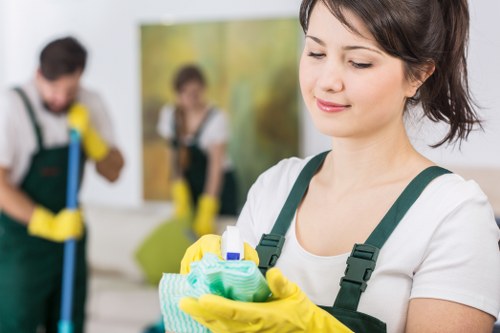 End of tenancy cleaning in a Richmond rental property