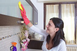 What Are The Advantages Of Bringing In Professional Outside Help When Doing Home Cleaning